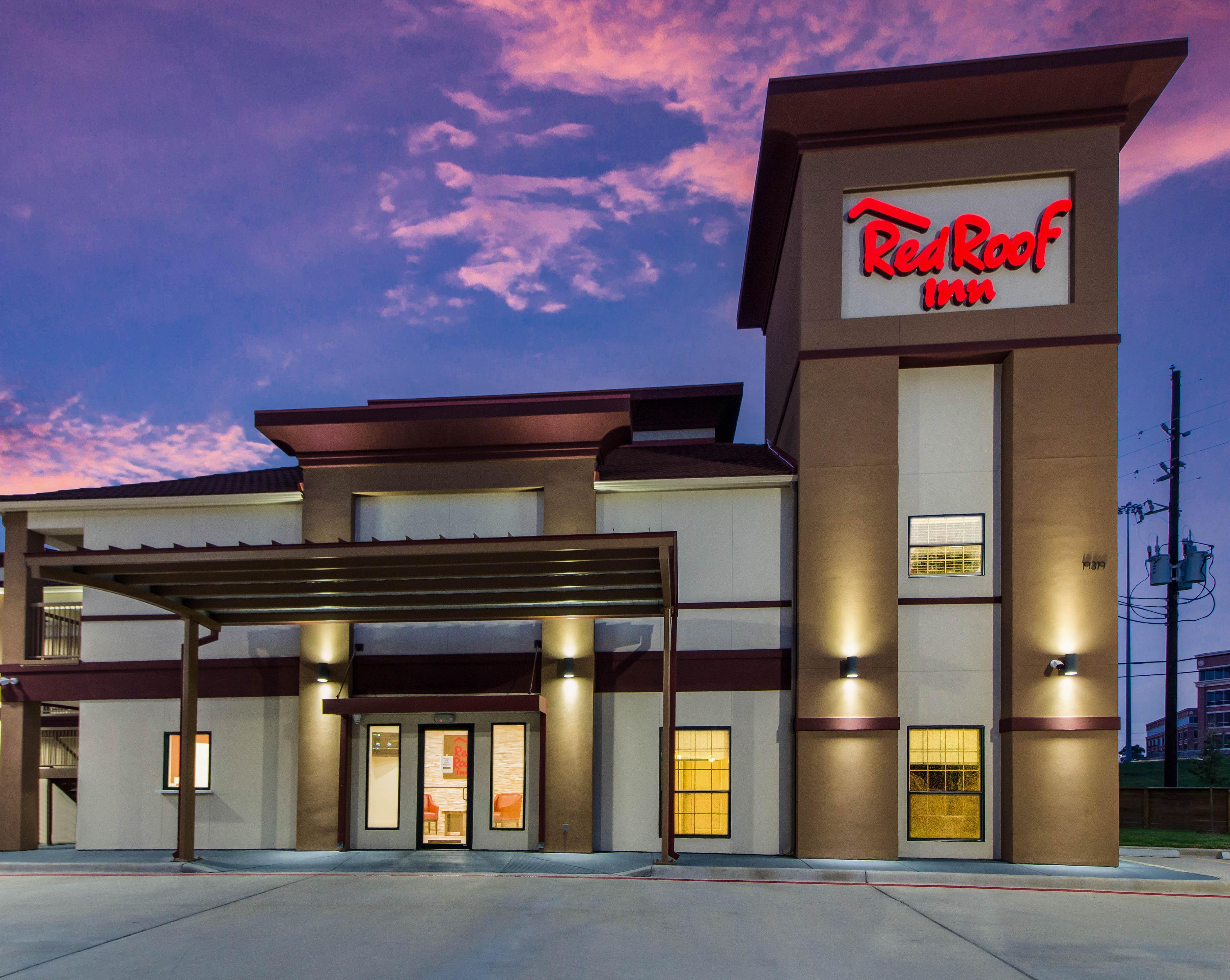 Red Roof Inn Houston - Willowbrook Louetta Exterior photo